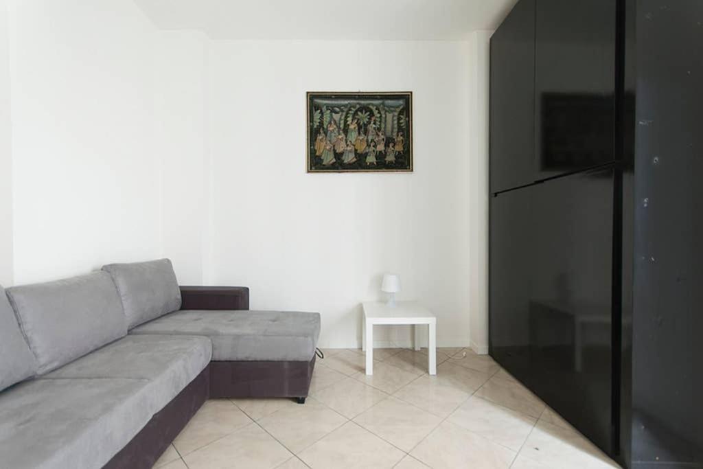 Youhosty - Lugano 31 * Mailand